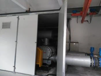 RH Blower canopy hood.jpg RH Blower canopy hood.jpg